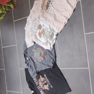 Rebel youth graphic T-shirts